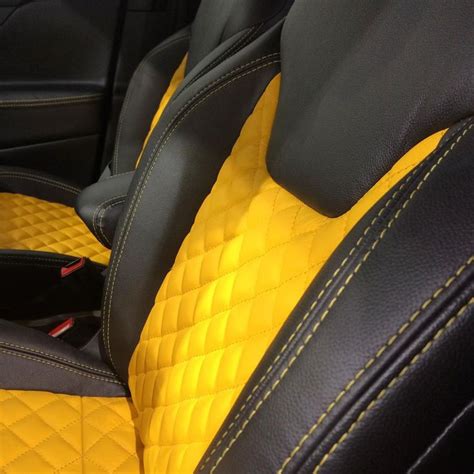 jeep renegade yellow and black interior seats diamond stitch | Jeep ...