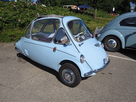 A British built Heinkel bubble car, manufactured by Trojan | Car, Vehicle design, Isetta