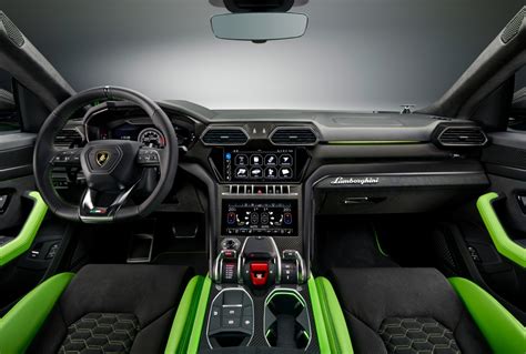 Descubrir 115+ imagen precio de la lamborghini urus en mexico - Abzlocal.mx