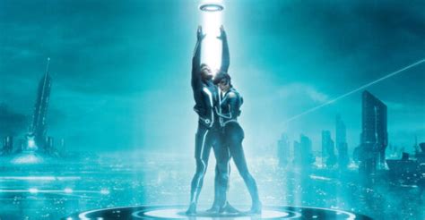 TRON 3 Director Makes Empire Strikes Back Comparisons When Discussing The Sequel | GIANT FREAKIN ...