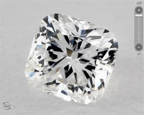 Emerald Cut Engagement Rings | Diamond Cut | Claremont Diamonds