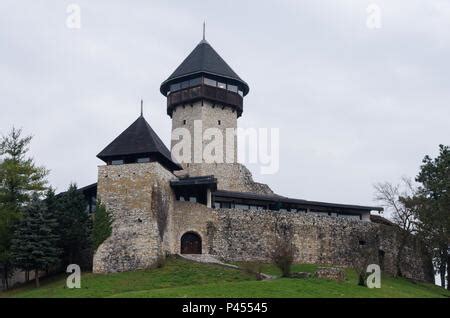 Velika Kladusa Castle - Kula Hrnjica Muje, Bosnia Stock Photo - Alamy