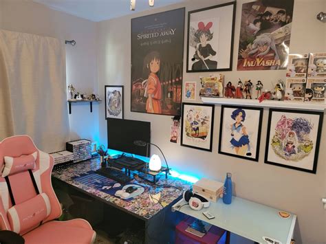 40 Awesome Anime Room Decor Ideas in 2024 | Displate Blog