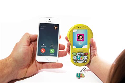 Kidscreen » Archive » Pipsqueak is a Bluetooth phone for kids that’s calling for innovation