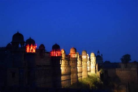 Man Mandir Palace in Gwalior Fort - Odyssey into Glorious History