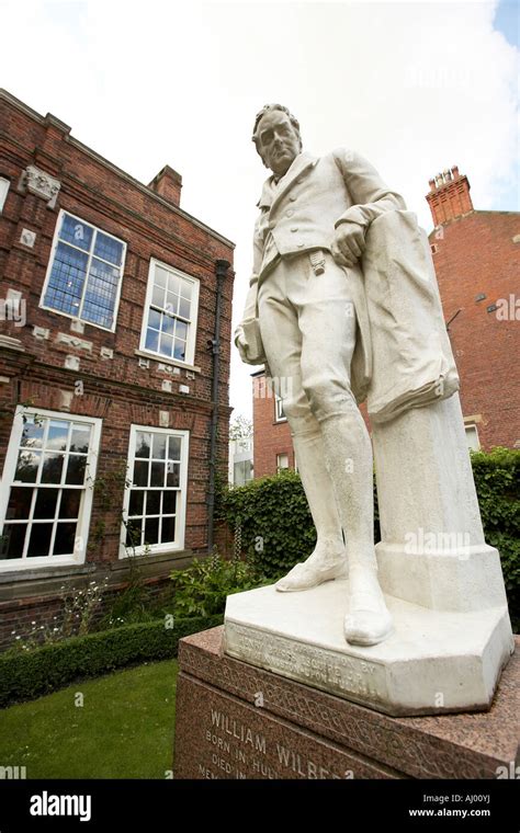 William Wilberforce Statue High Resolution Stock Photography and Images ...