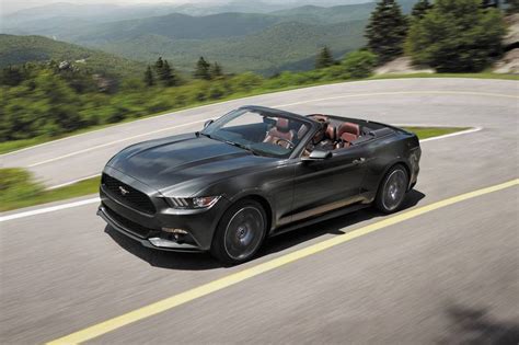 2017 Ford Mustang EcoBoost Premium