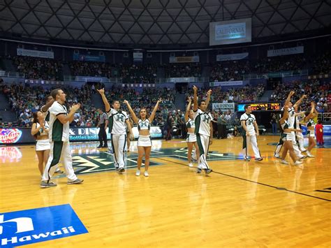 TASTE OF HAWAII: RAINBOW WARRIOR BASKETBALL - STAN SHERIFF CENTER