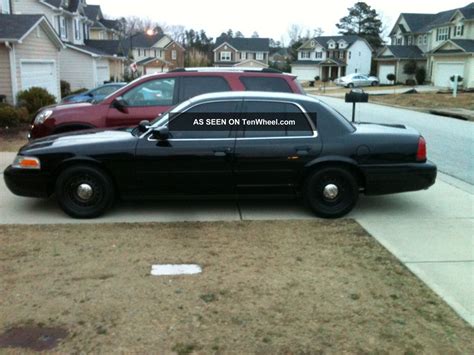 2001 Ford Crown Victoria Police Interceptor Sedan 4 - Door 4. 6l