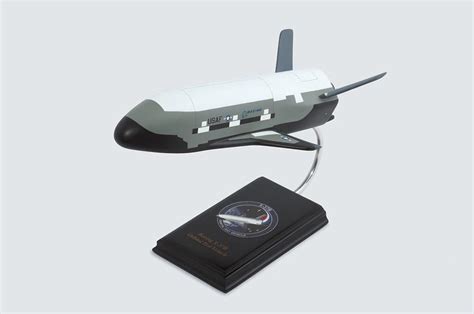 USAF - Boeing - X-37B Orbital Test Vehicle - 1/26 Scale Resin Model