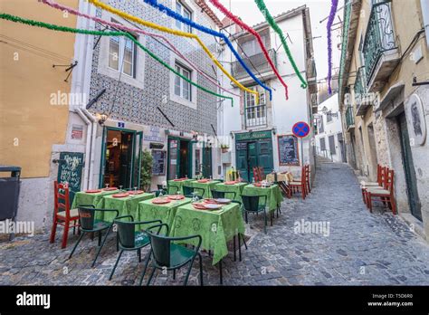 Portugal lisbon alfama fado restaurant hi-res stock photography and ...