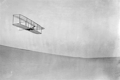 First flight with the Wright Brothers, 1902-1909