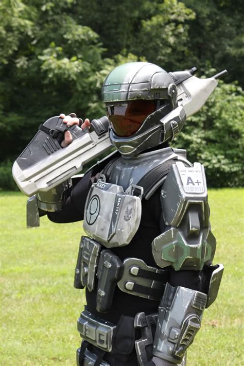 Photo shoot of Magnum's new ODST armor | Halo Costume and Prop Maker Community - 405th