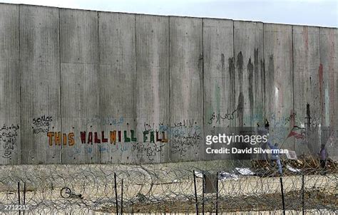 West Bank Town Of Qalqilya Photos and Premium High Res Pictures - Getty ...