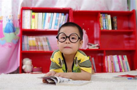 Designer Reading Glasses for Kids | Bard Optical