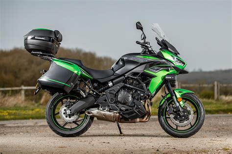 Descripción general de Kawasaki VERSYS 650 (desde 2022) - Baúl moto. shop 2024