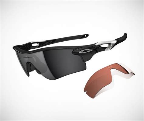 Oakley Radarlock Path