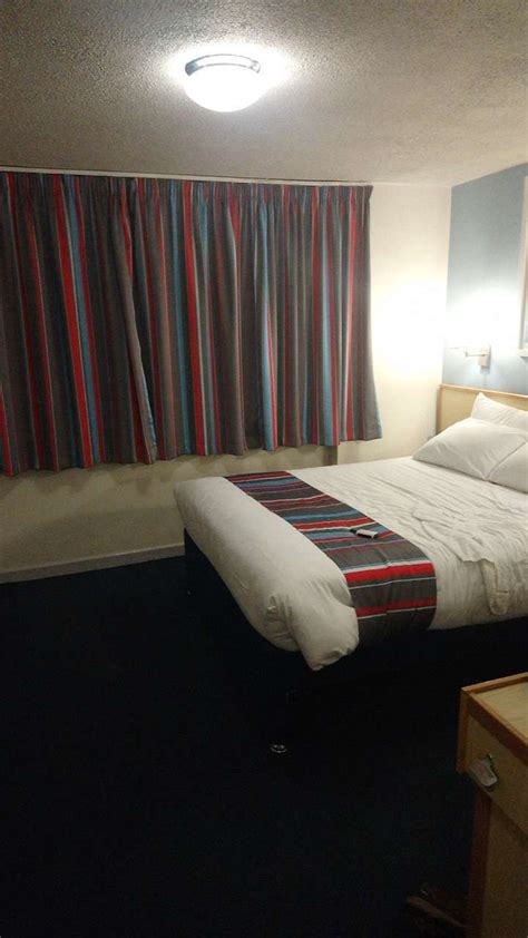 Travelodge Dorking - Reigate Rd, Dorking RH4 1QB, UK