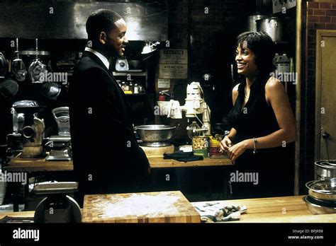 Mib 2 Rosario Dawson 2002 High Resolution Stock Photography and Images - Alamy