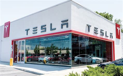 Everything You Need To Know Before Buying A Tesla Model 3