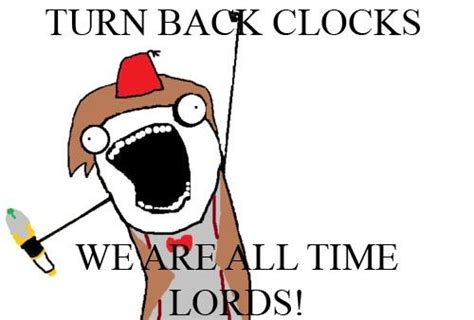 8 memes remind you to turn your clocks back one hour - Gear ...