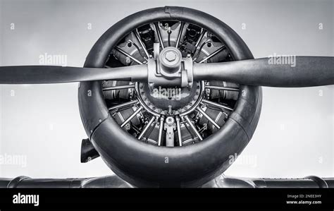 propeller of an historical aircraft Stock Photo - Alamy