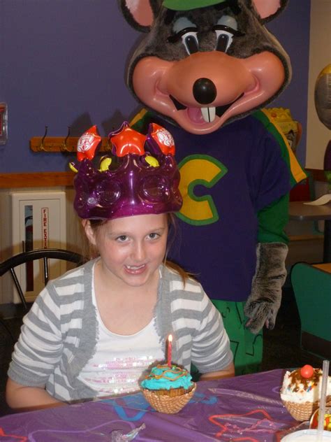 Chuck E Cheese Scary Story | Unnerving Images for Your All