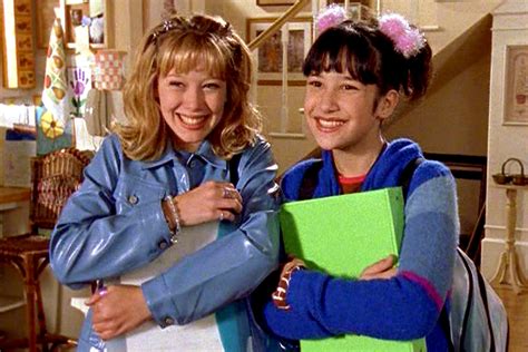 The 'Lizzie McGuire' Cast Reunites! | The Daily Dish