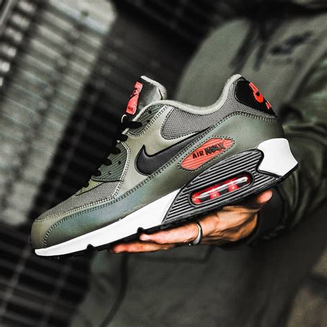 Pin su Nike Air Max