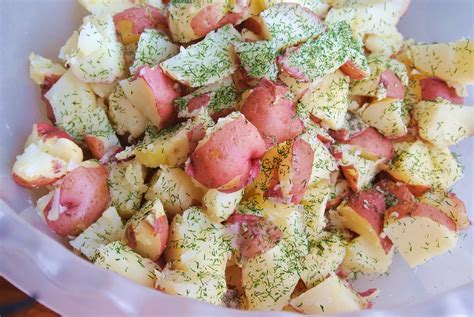 Creamy Dill Red Skin Potato Salad - No Plate Like Home