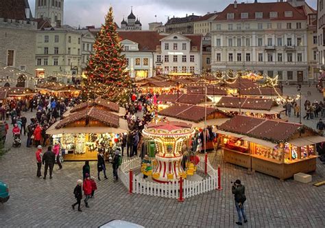 A Quick Guide to Europe’s Best Christmas Markets - LA Family Travel