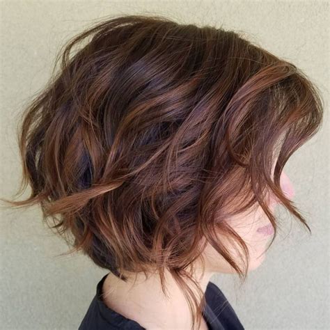 Stylish Two-Tone Bob with Choppy Layers