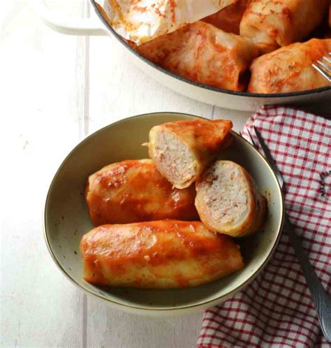 Polish Stuffed Cabbage Rolls (Golabki) in Tomato Sauce - Everyday ...