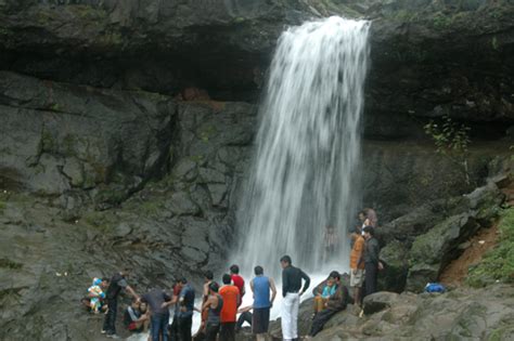 Lonavala waterfall – Places near Pune and Mumbai