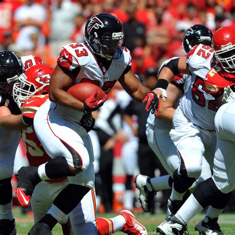 Atlanta Falcons: 5 Potential Issues Exposed in Week 1 | News, Scores ...