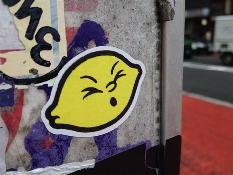 Street Art, sticker in Yutenji, Tokyo. | Dibujos para graffitis, Grafiti, Dibujos