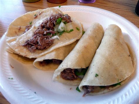 Denver on a Spit: A Denver Food Blog: Tacos al Vapor at El Valle in Aurora