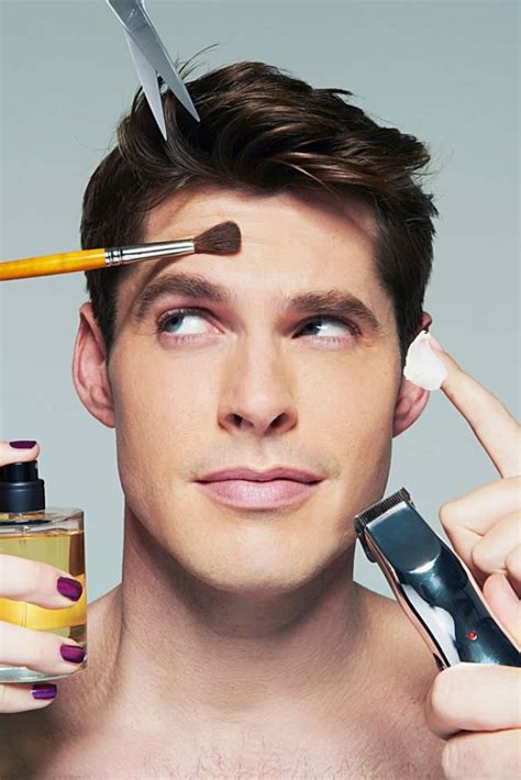 How to apply Makeup for Men