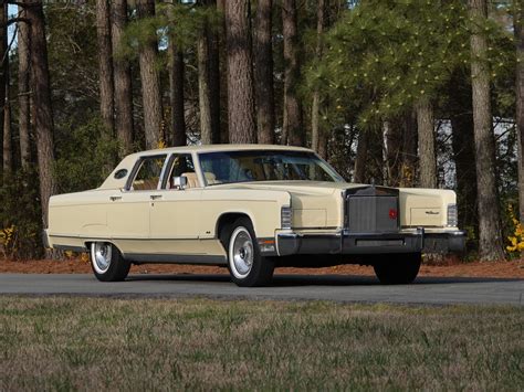 1977 Lincoln Continental | Raleigh Classic Car Auctions