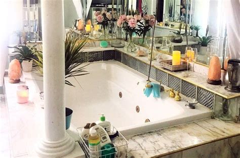 How To Create Your Own Bathleisure Ritual in 2020 | Ritual bath, Dream bath, Bath