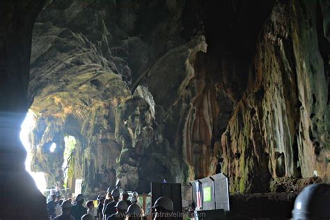 Batu Caves - Two Girls Traveling