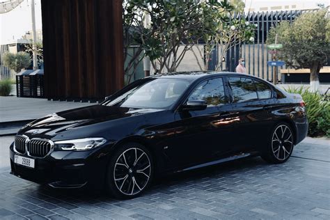 BMW 530i 2021 with M sport package – AED 303,000 – Dubaicravings.com