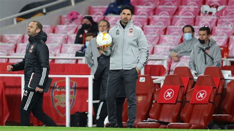 Mikel Arteta’s tactics are ‘so negative’ as Arsenal have ‘no purpose’ in their attacking play ...