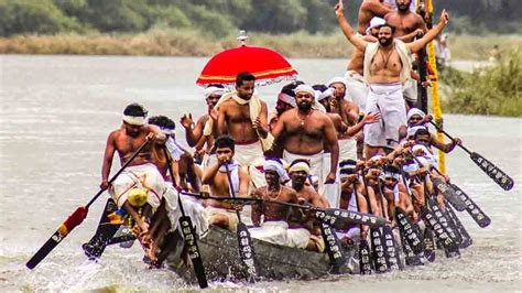 Aranmula Boat Race 2022 Mallapuzhasseri Palliyodam Clinches Trophy | Aranmula Boat Race 2022 ...