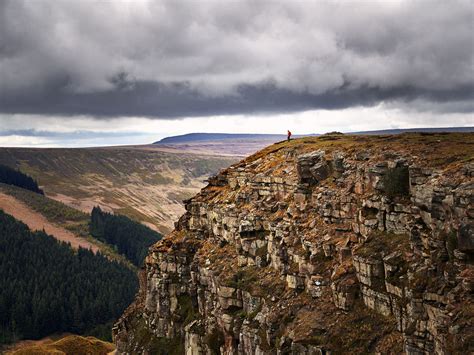 14 of the Best Hikes in the Peak District for varied abilities + trail ...