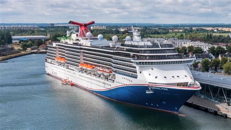 Carnival Cruise Ship Suffers Propulsion Issue, Port Cancelled