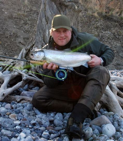 Sea trout fishing - Faraway Fly Fishing