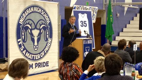 Ingraham High School retires Gov. Inslee's jersey – KIRO 7 News Seattle