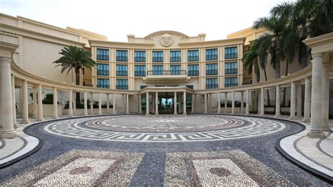 The secret rumour behind the future of luxury Gold Coast hotel Palazzo ...