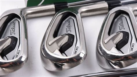 Ping G425 vs Titleist T300 Irons Review & Specs 2023 - The Expert Golf ...